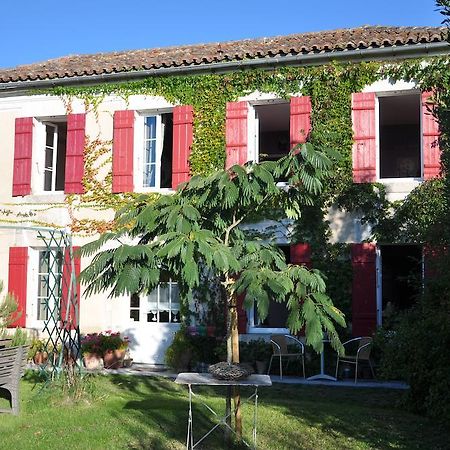 Bed and Breakfast La Maison De Rose Brossac Экстерьер фото