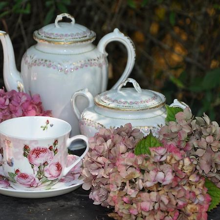 Bed and Breakfast La Maison De Rose Brossac Экстерьер фото