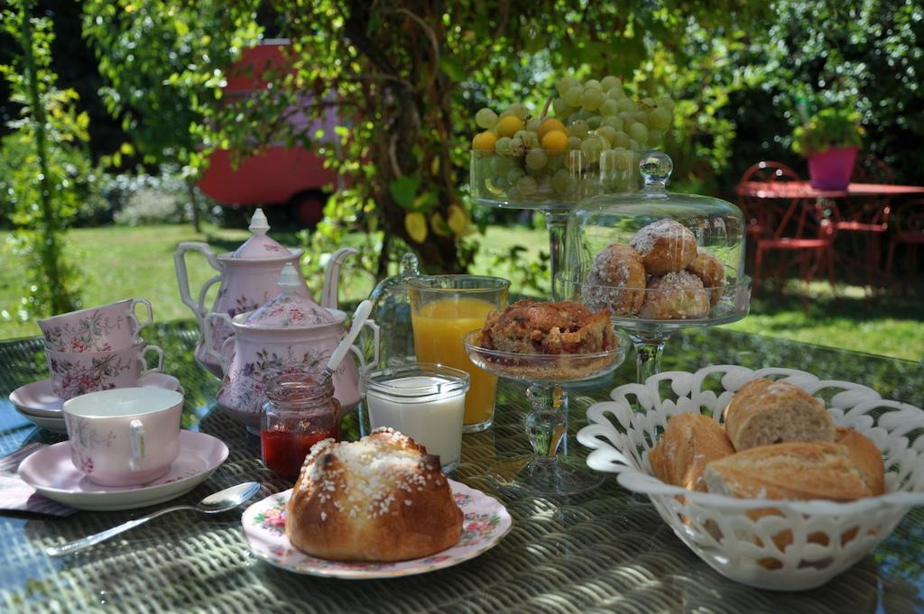 Bed and Breakfast La Maison De Rose Brossac Экстерьер фото