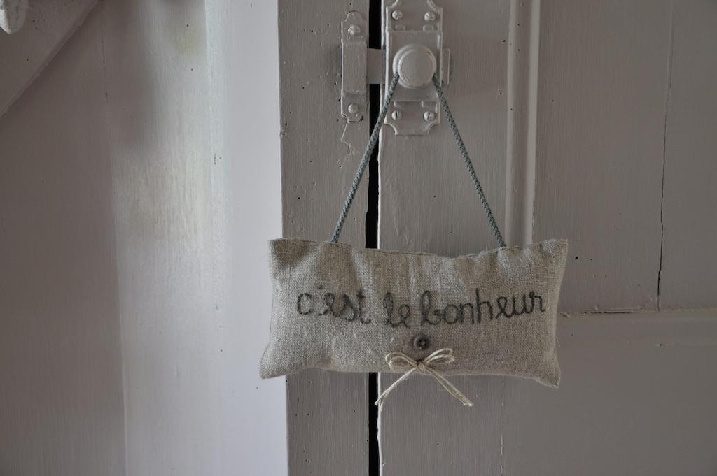 Bed and Breakfast La Maison De Rose Brossac Экстерьер фото