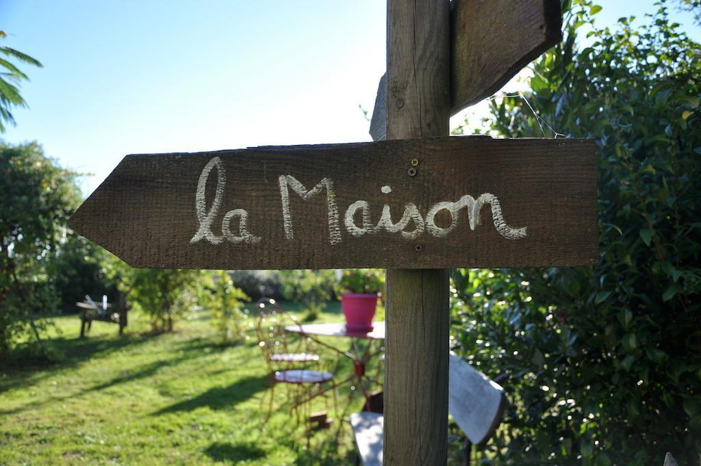 Bed and Breakfast La Maison De Rose Brossac Экстерьер фото