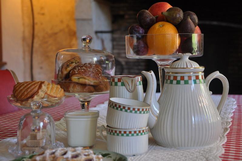 Bed and Breakfast La Maison De Rose Brossac Экстерьер фото